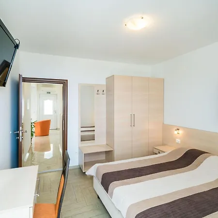 公寓 Samba - Two-bedroom With Terrace And Sea View - A4 1 *