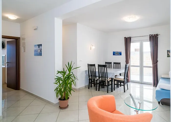 Samba - Two-bedroom With Terrace And Sea View - A4 1 Apartment *