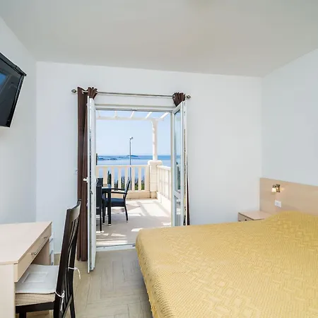 Samba - Two-bedroom With Terrace And Sea View - A4 1 Apartment
