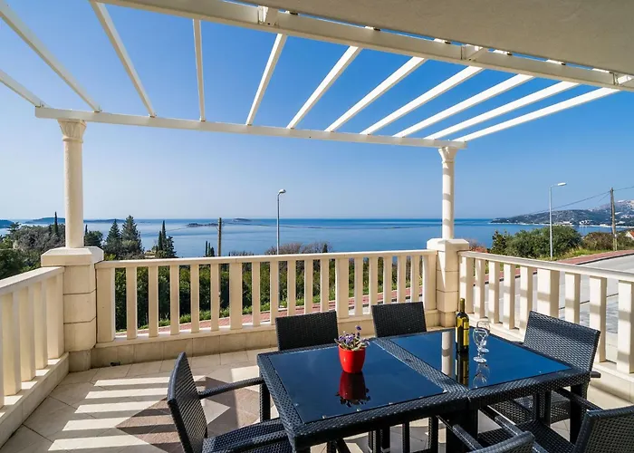 Samba - Two-bedroom With Terrace And Sea View - A4 1 Apartament *