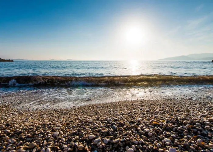 Samba - Two-bedroom With Terrace And Sea View - A4 1 Apartament Mlini